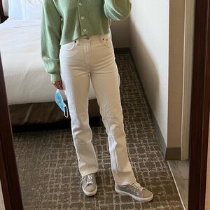 Abercrombie white/cream 90s straight leg ultra high rise jeans with vent hem